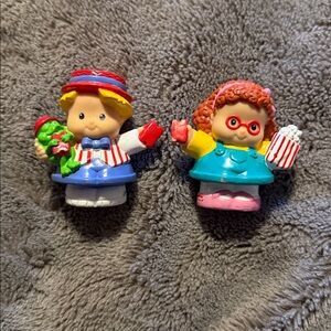 Fisher Price Little People Carnival Eddie & Maggie Figures Circus Amusement Park